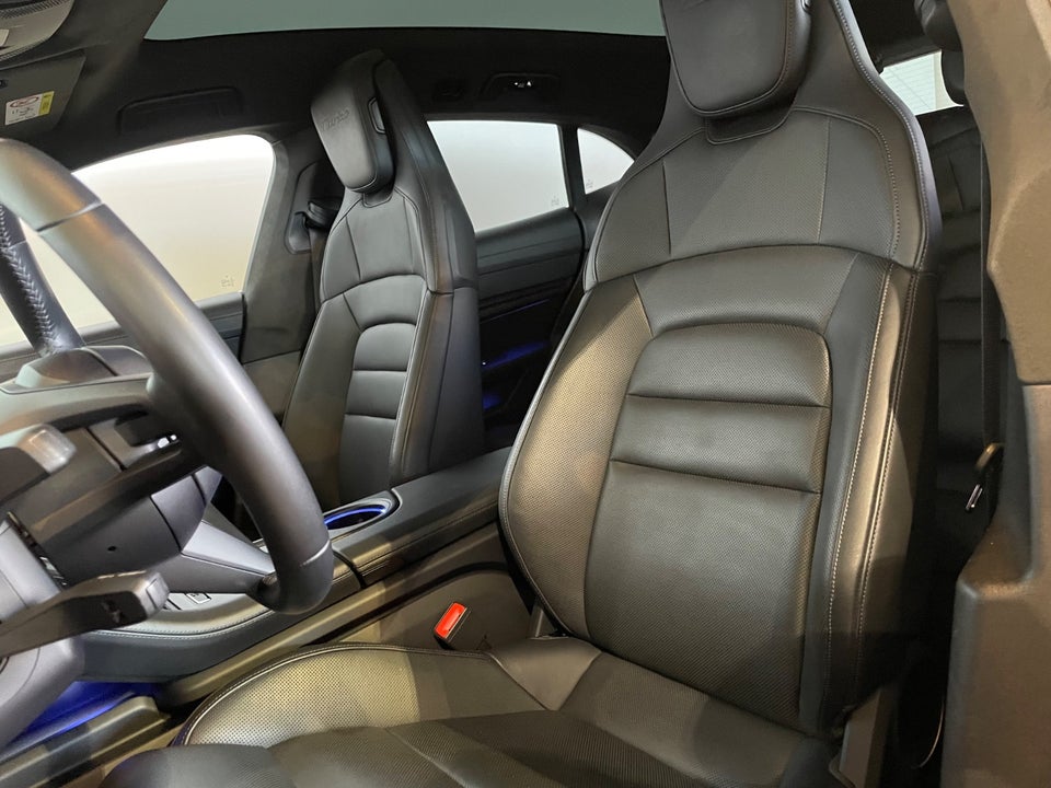 Porsche Taycan Turbo Performance+ Cross Turismo 5d