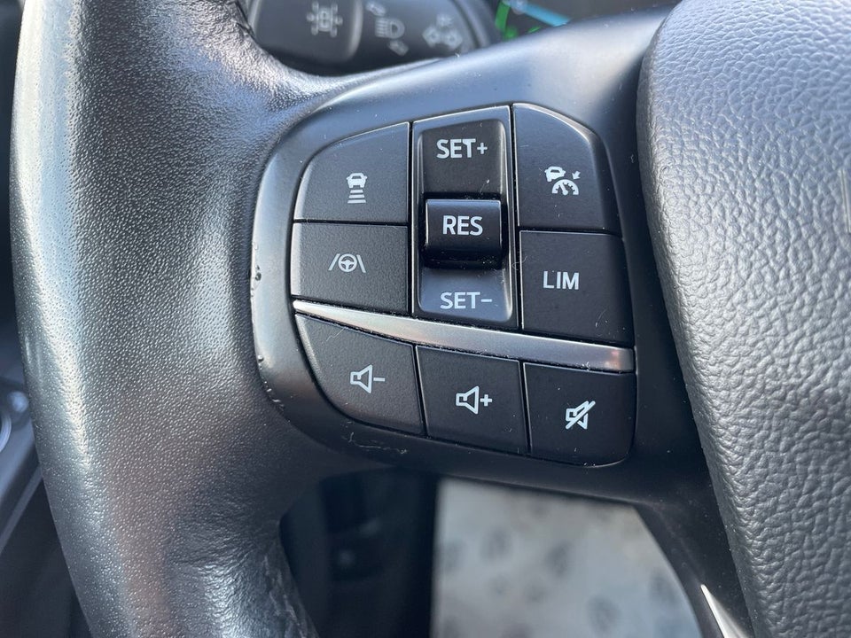 Ford Kuga 2,5 PHEV Titanium CVT 5d