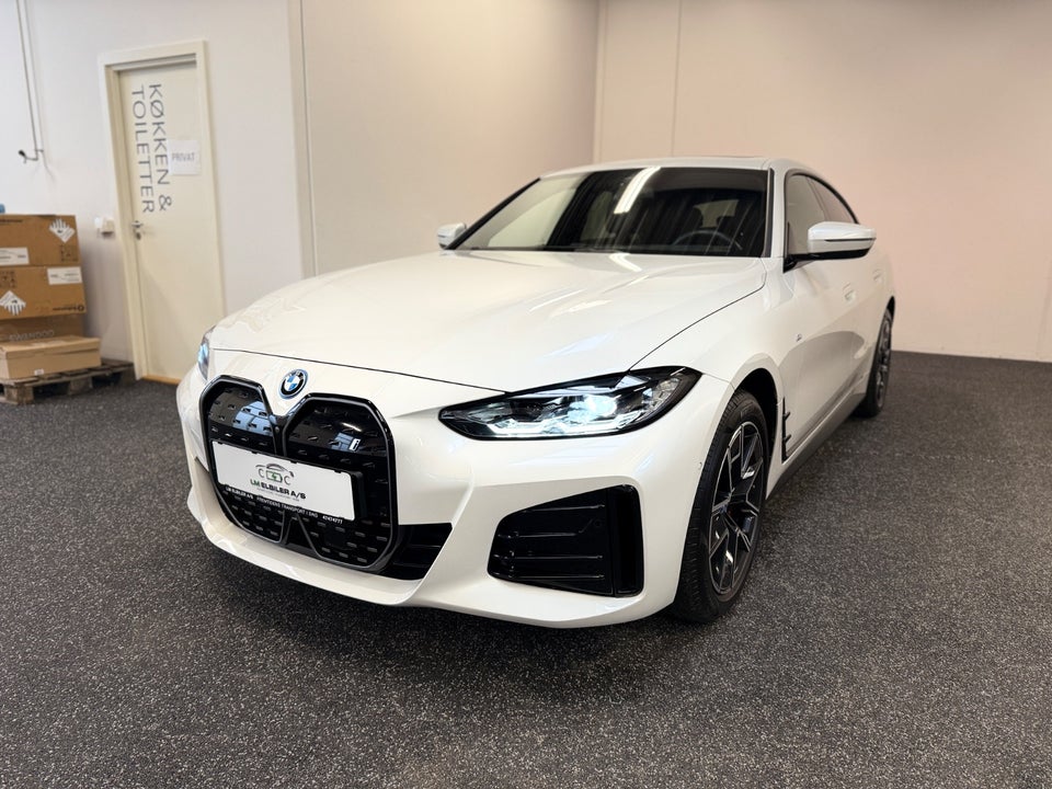 BMW i4 eDrive40 Fully Charged M-Sport 5d