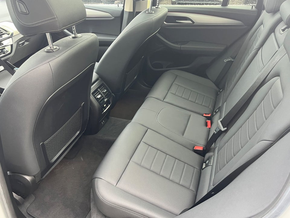 BMW iX3 Inspiring 5d