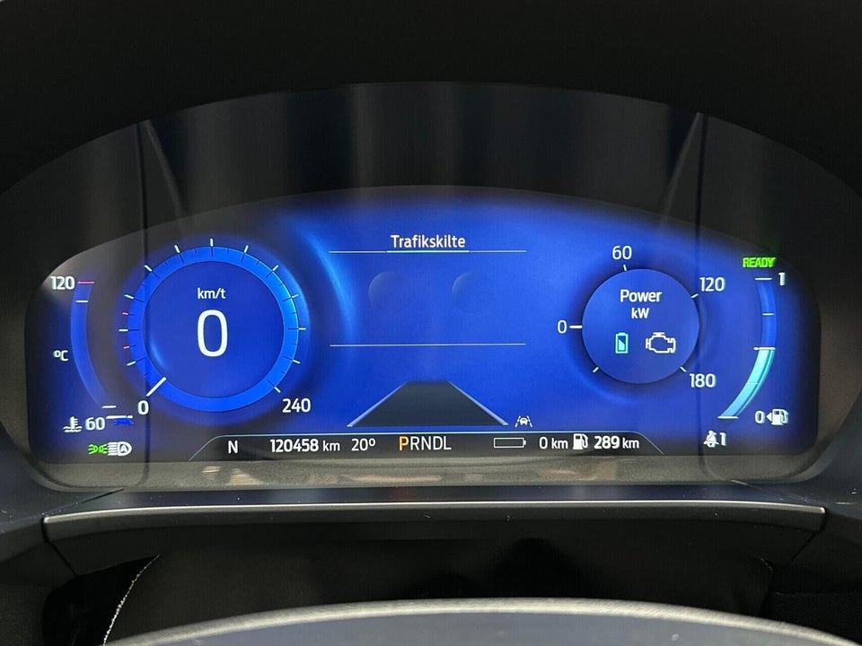 Ford Kuga 2,5 PHEV ST-Line X CVT 5d