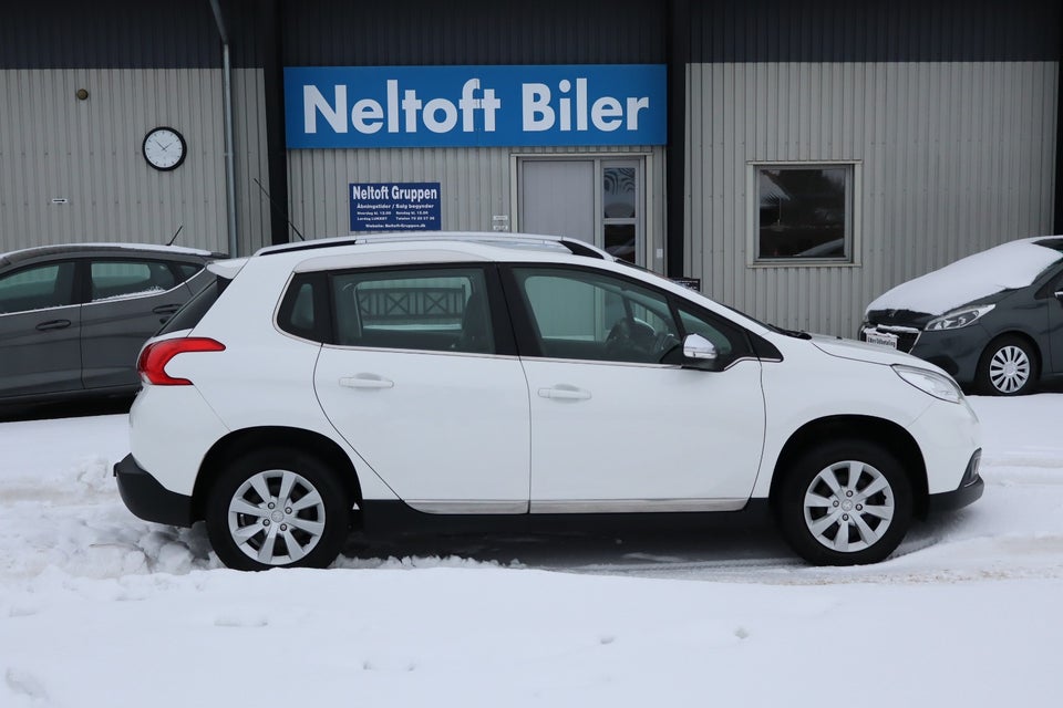 Peugeot 2008 1,2 VTi 82 Allure 5d