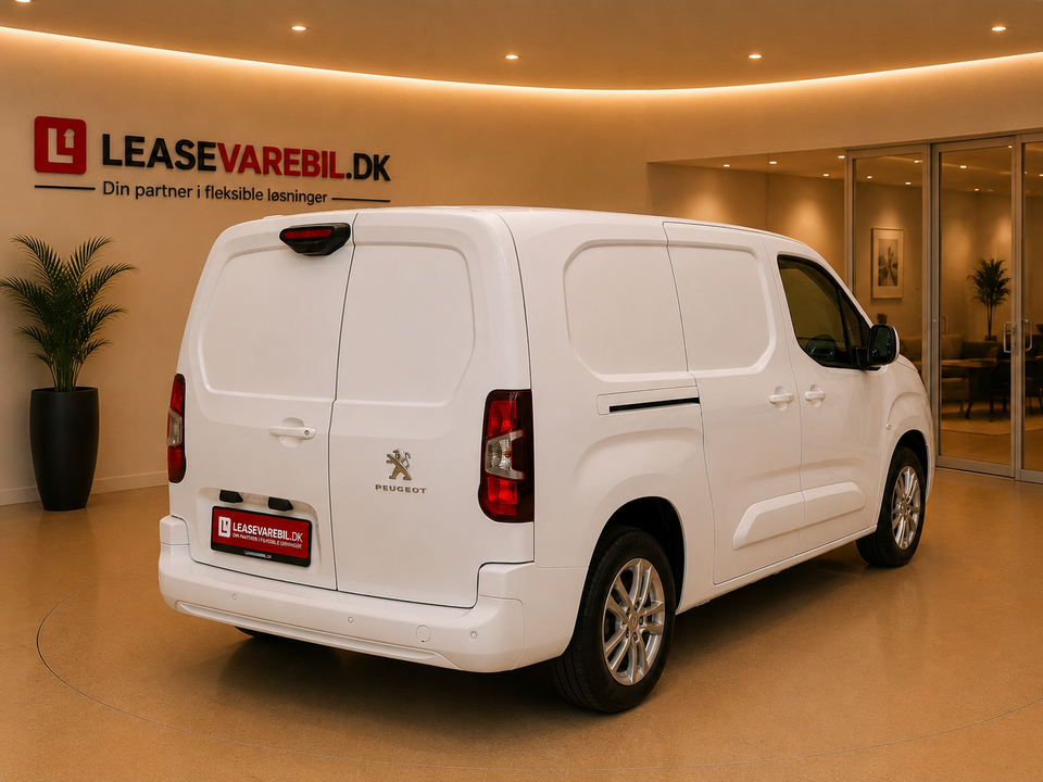 Peugeot Partner 1,5 BlueHDi 130 L2V2 Plus EAT8 Van