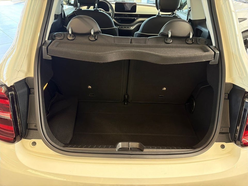 Fiat 500e 42 Icon 3+1 4d