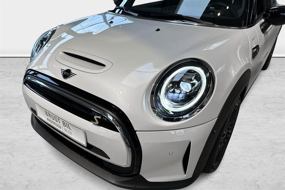 MINI Cooper SE Maximise 3d