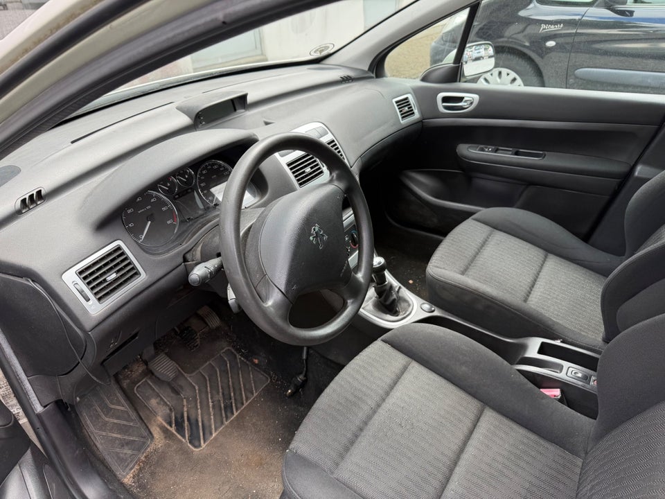 Peugeot 307 1,6 HDi 90 Airvan 5d