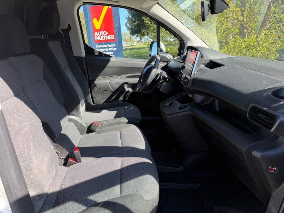 Peugeot Partner 1,5 BlueHDi 130 L2V2 Ultimate EAT8 Van