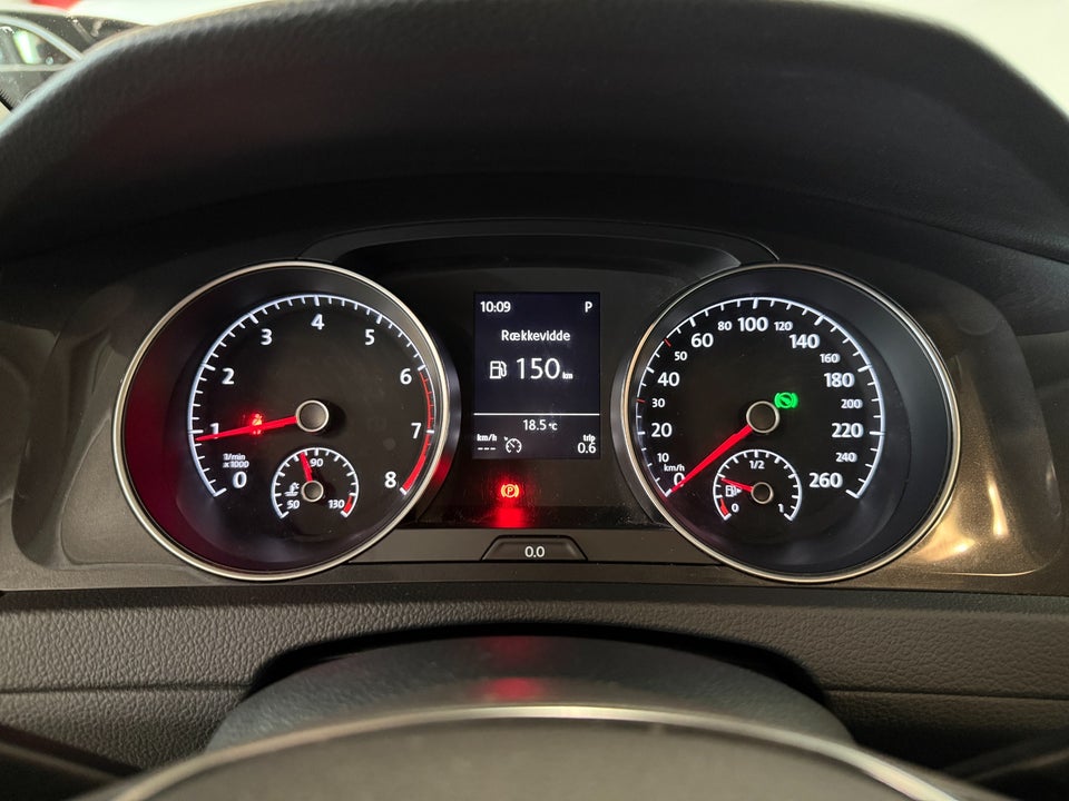 VW Golf VII 1,5 TSi 130 Comfortline Connect DSG 5d
