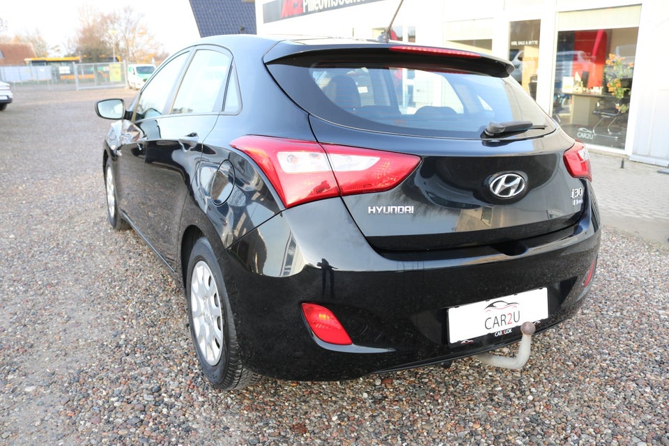Hyundai i30 1,6 CRDi 110 Comfort Eco 5d