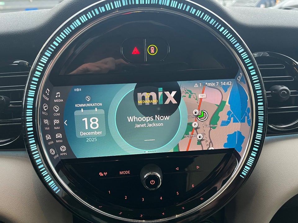 MINI Cooper SE Classic Trim 3d