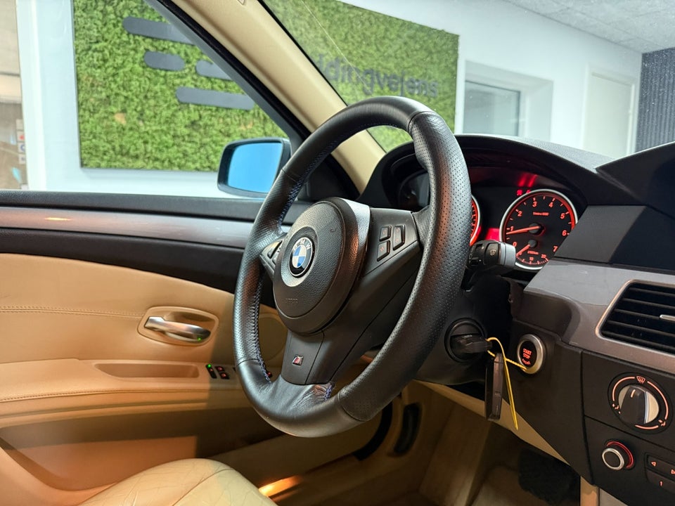 BMW 523i 2,5 Steptr. 4d