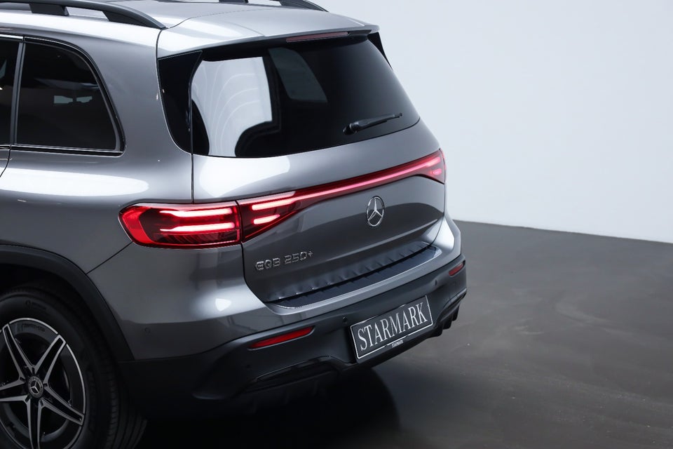 Mercedes EQB250+ AMG Premium 5d