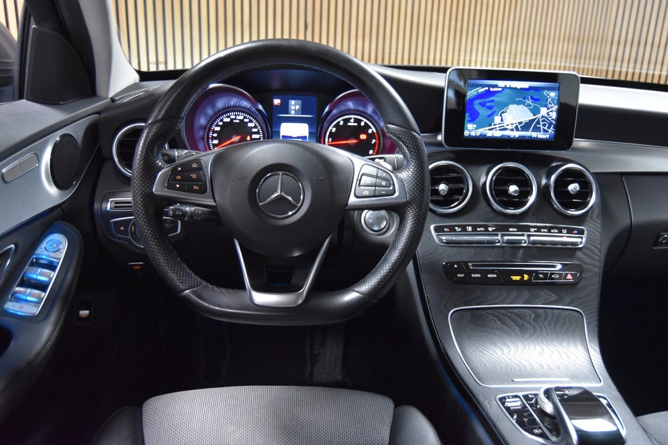 Mercedes C200 2,0 AMG Line aut. 4d