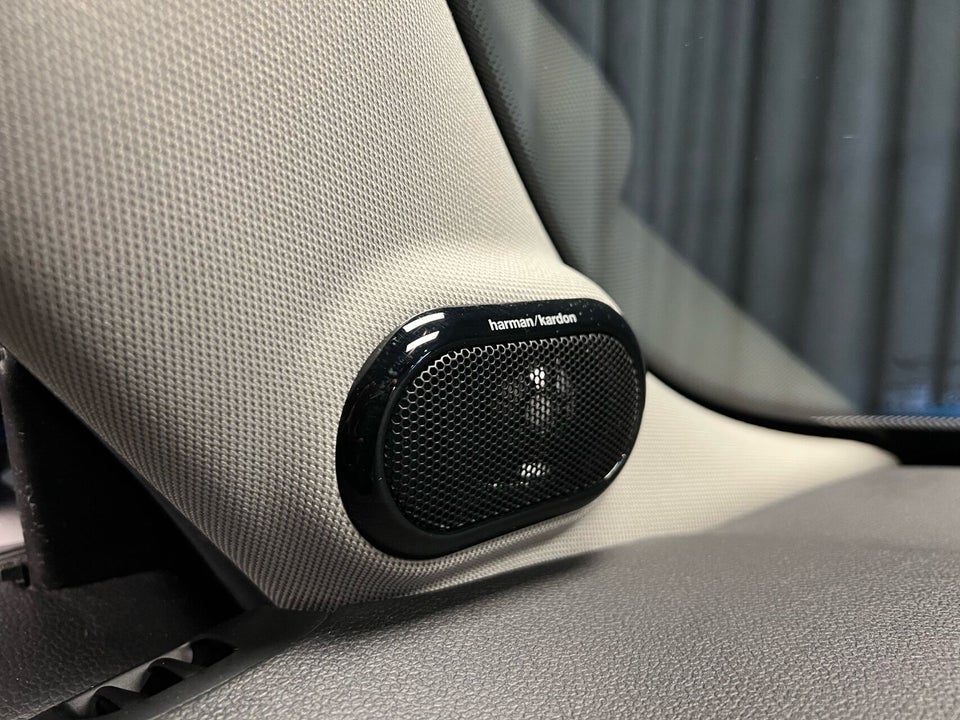 MINI Cooper SE Yours Lounge 3d