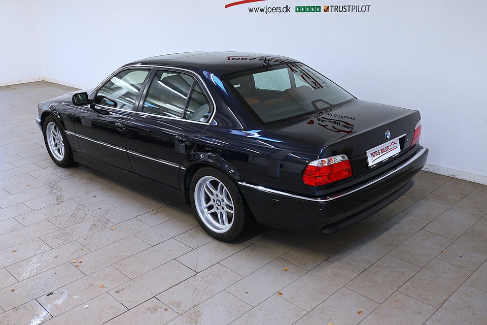 BMW 740i 4,4 aut. 4d