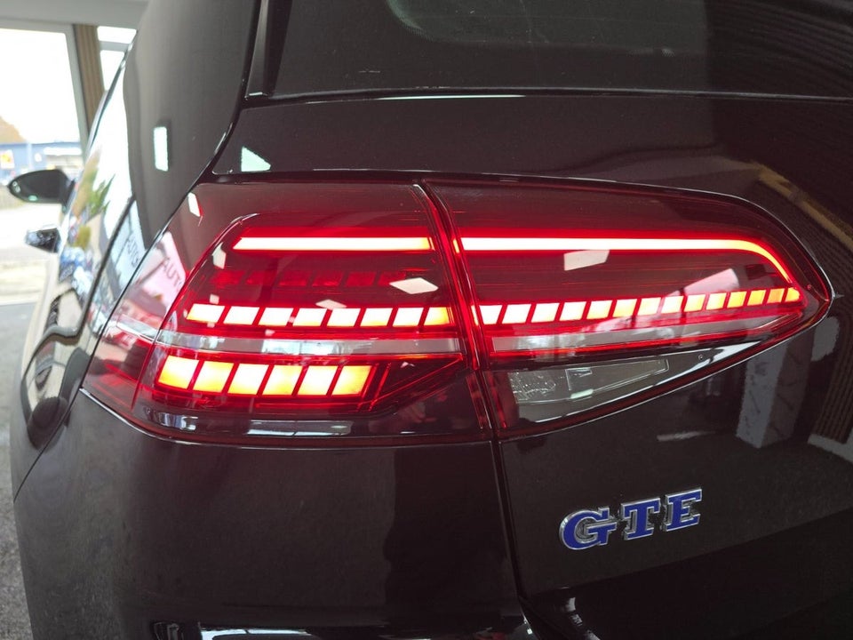 VW Golf VII 1,4 GTE DSG 5d