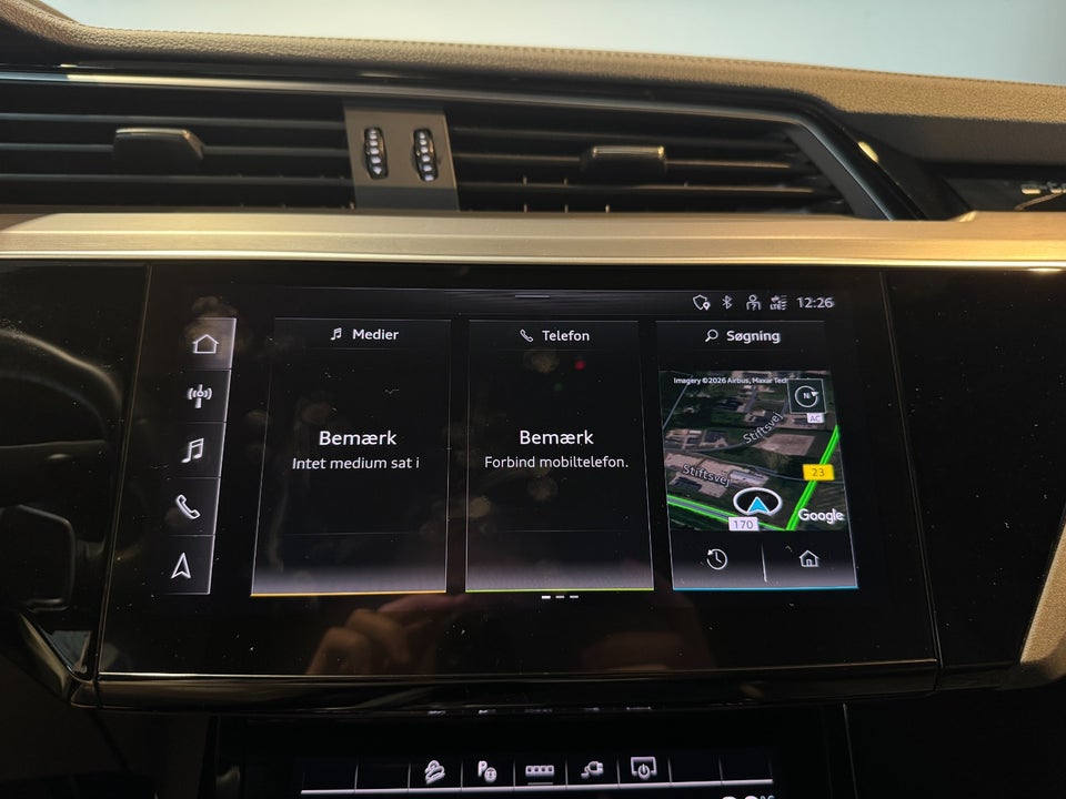 Audi Q8 e-tron 55 S-line Sportback quattro 5d