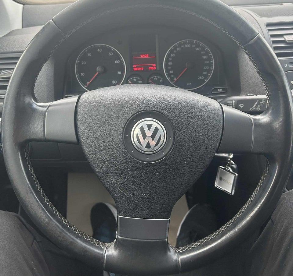 VW Golf V 1,6 Comfortline 5d