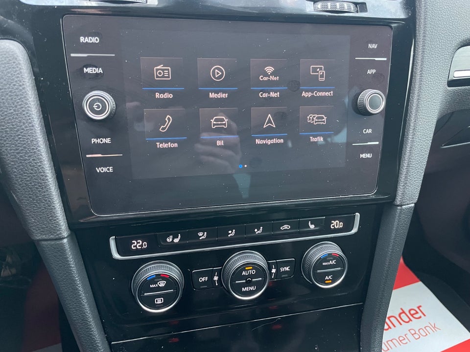 VW Golf VII 2,0 TDi 150 Highline 5d