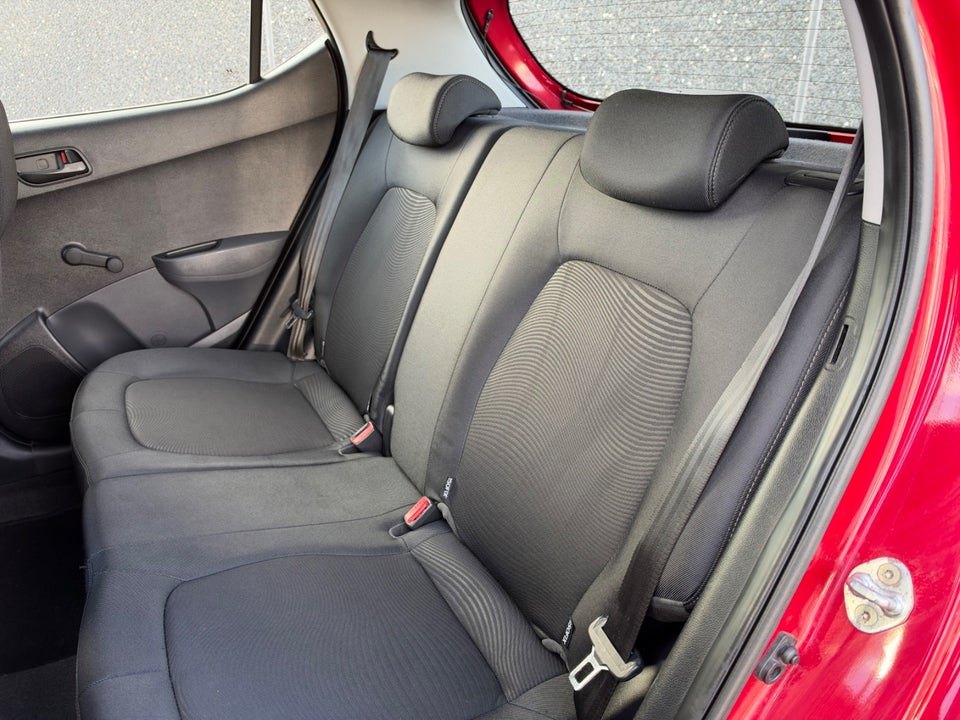 Hyundai i10 1,0 Touch 5d
