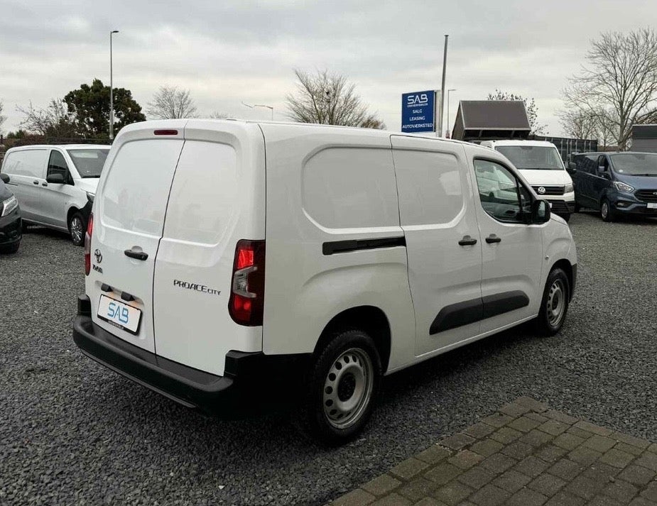 Toyota ProAce City 1,5 D 102 Long Comfort 6d