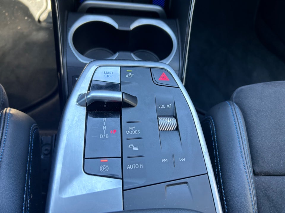 BMW iX1 eDrive20 M-Sport 5d