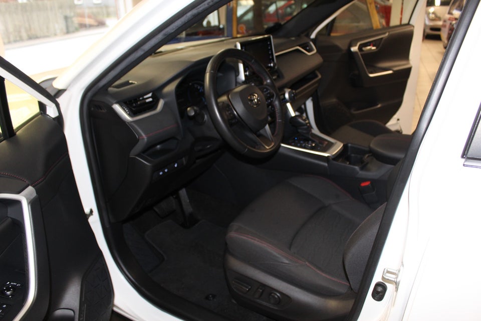 Toyota RAV4 2,5 Plug-in Hybrid H3 AWD-i 5d