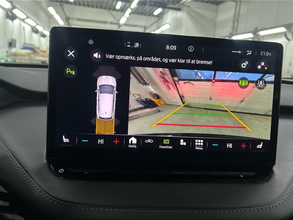 Skoda Enyaq 80 iV Selection Suite 5d