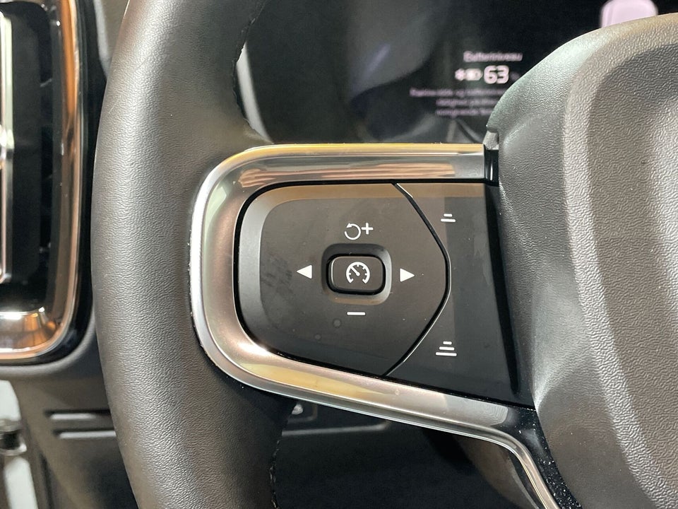 Volvo EX40 Extended Range Core 5d