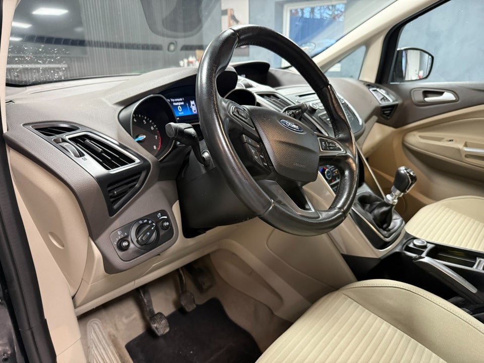 Ford C-MAX 1,0 SCTi 100 Titanium 5d