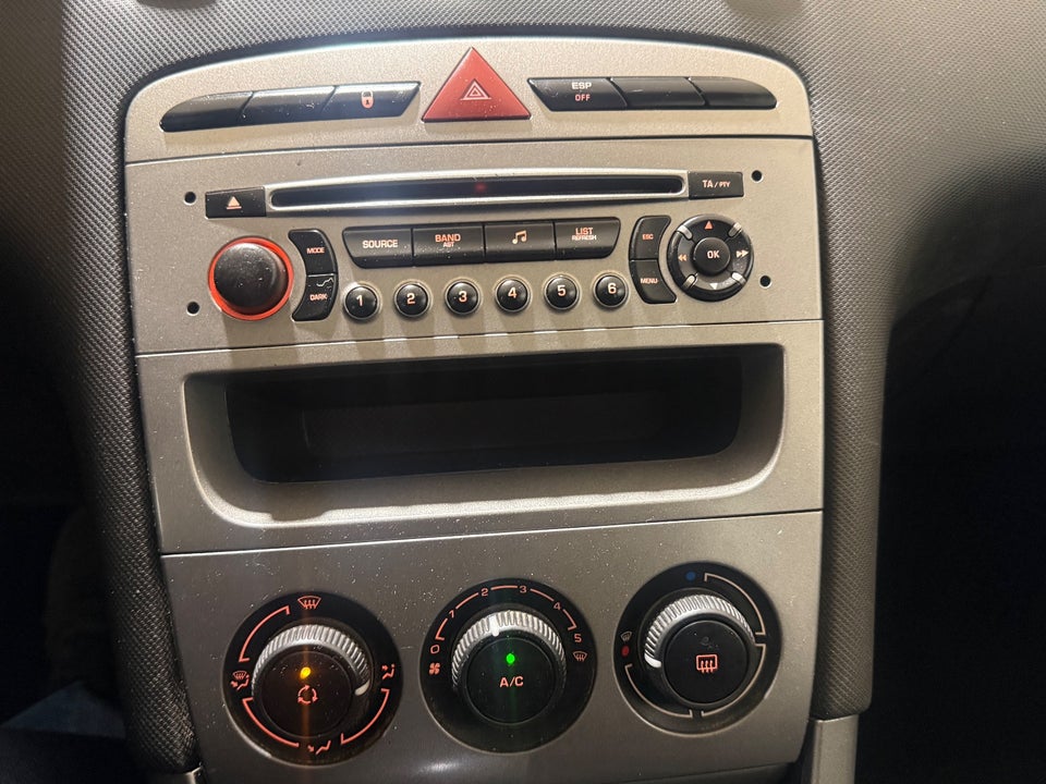 Peugeot 308 1,6 HDi 90 Comfort+ stc. 5d