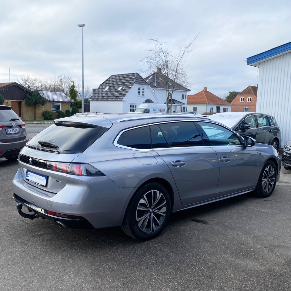 Peugeot 508 1,6 Hybrid Allure Pack SW EAT8 5d