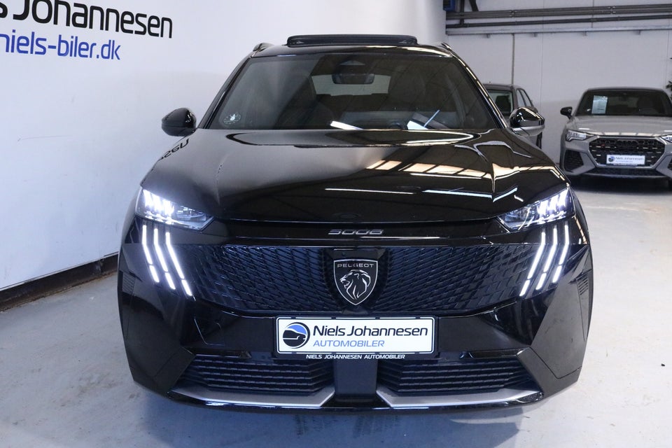 Peugeot e-5008 77 GT Pack 7prs 5d