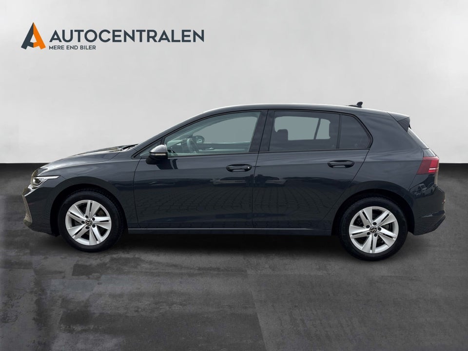 VW Golf VIII 1,5 TSi 150 Life 5d