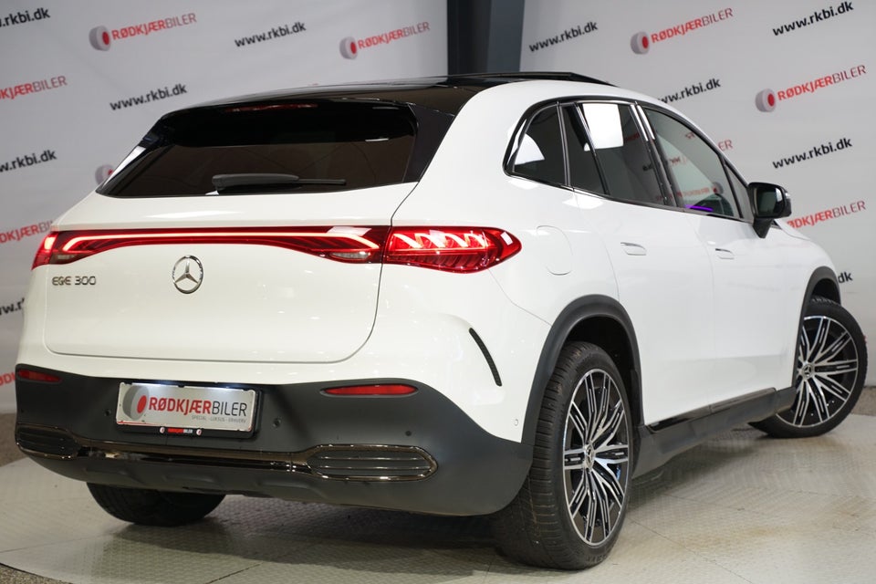 Mercedes EQE300 SUV AMG Line 5d