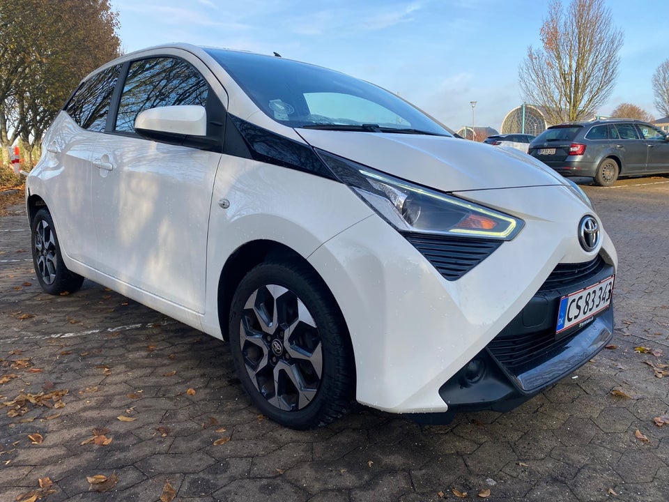 Toyota Aygo 1,0 VVT-i x-clusiv 5d