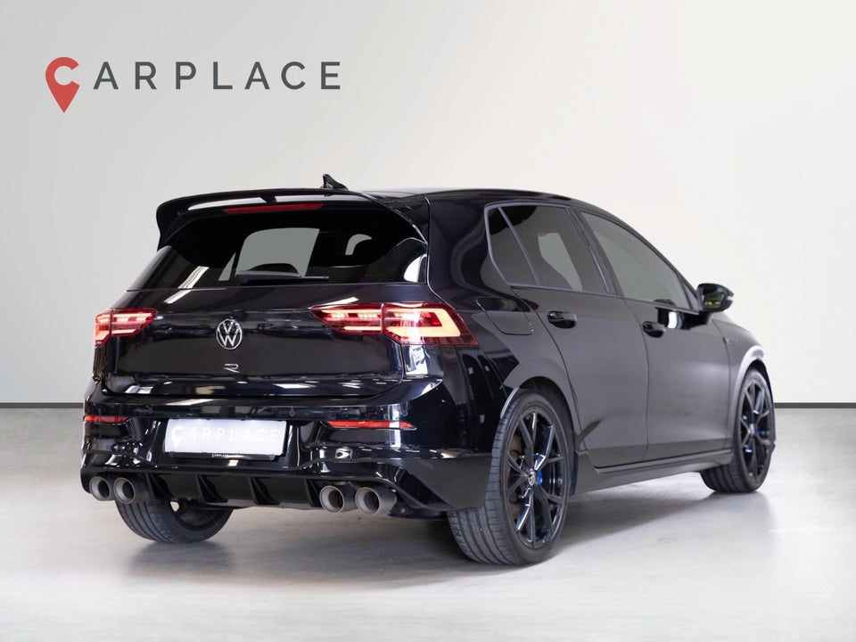 VW Golf VIII 2,0 R DSG 4Motion 5d