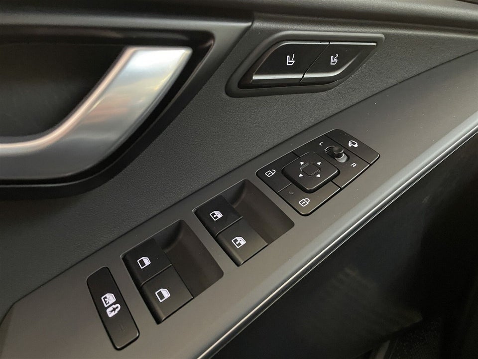 Kia Niro 64 EV Upgrade 5d