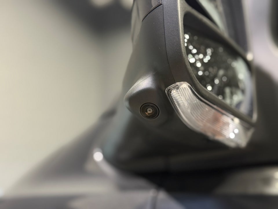 Ford Transit Custom 320L 2,0 EcoBlue Sport aut.