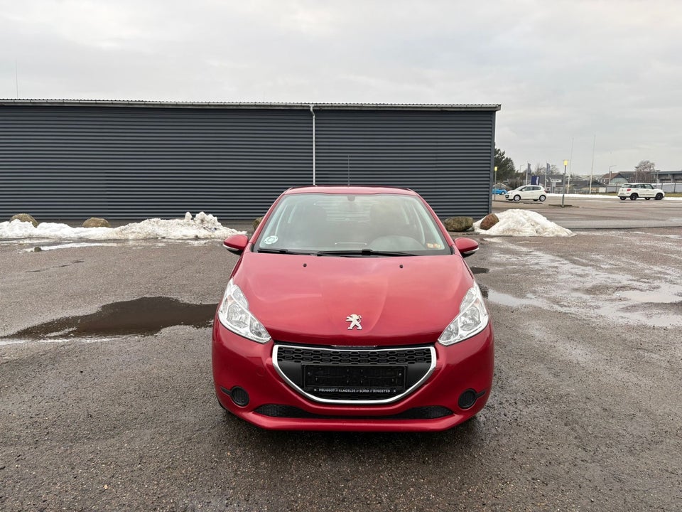 Peugeot 208 1,2 VTi 82 Active Navigator 5d
