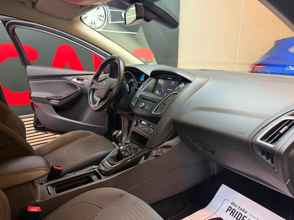 Ford Focus 1,0 SCTi 125 Titanium stc. 5d