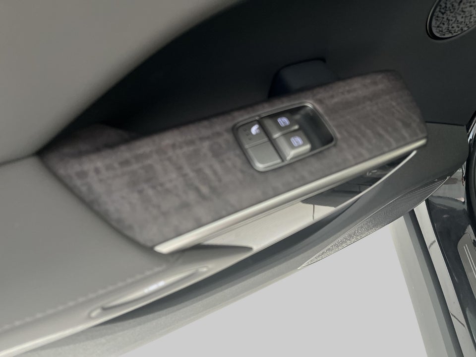 Hongqi EHS7 111 Performance 5d