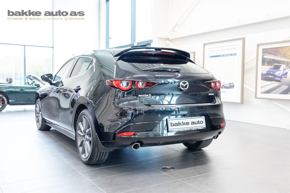 Mazda 3 2,0 e-SkyActiv-G 150 Cosmo Tech aut. 5d