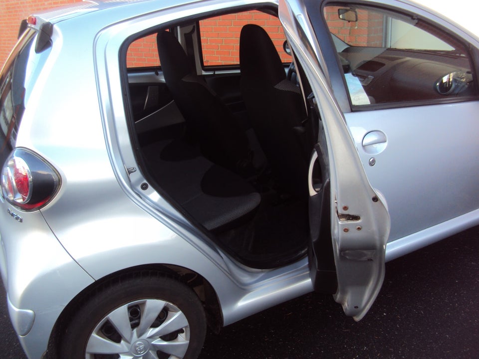 Toyota Aygo 1,0 VVT-i T2 Air 5d