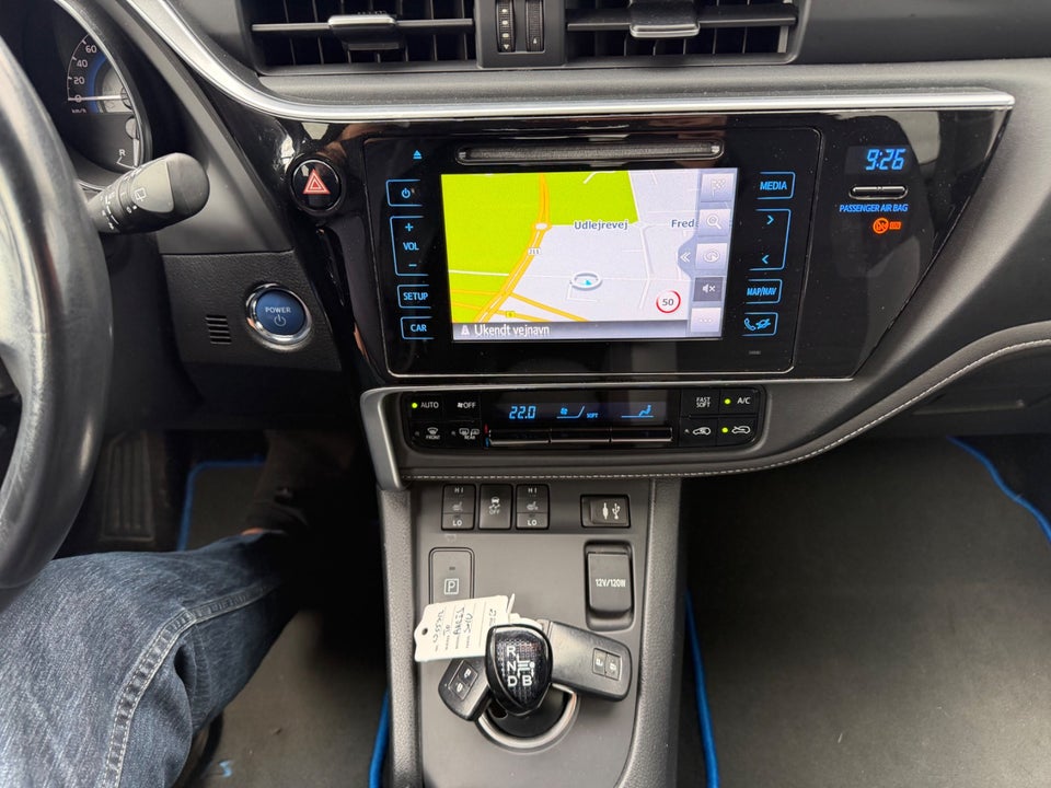 Toyota Auris 1,8 Hybrid H2 Comfort Touring Sports CVT 5d
