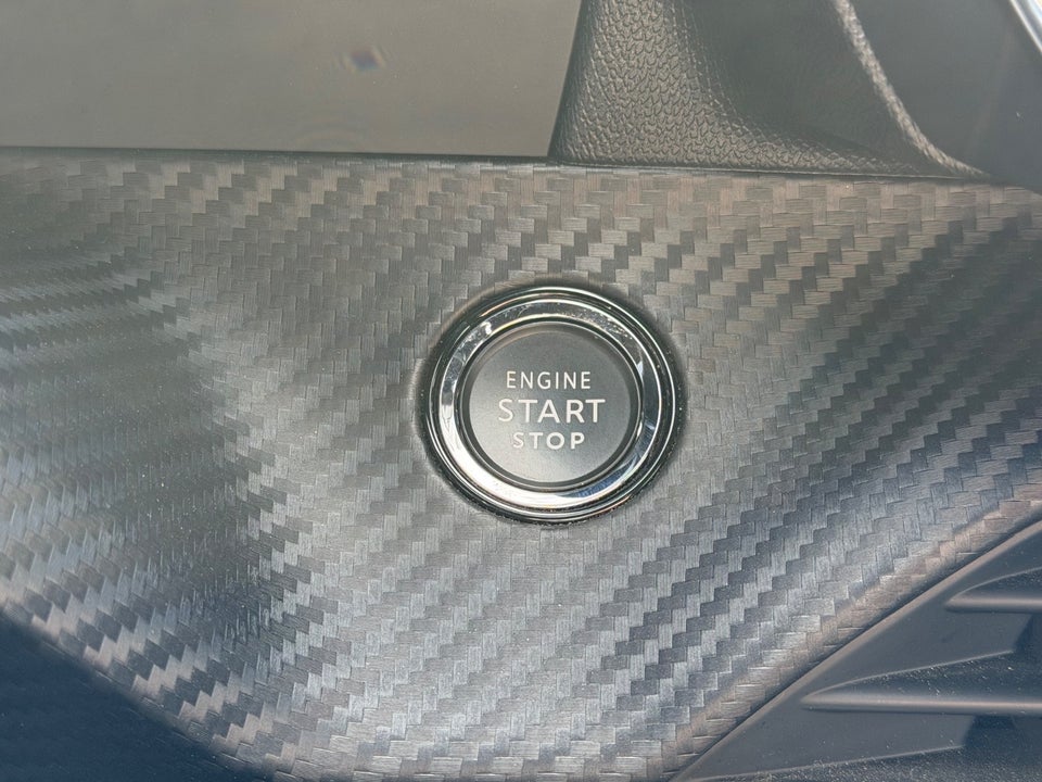 Peugeot e-208 50 GT 5d