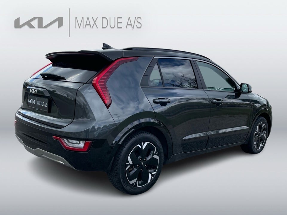 Kia Niro 64 EV Premium 5d