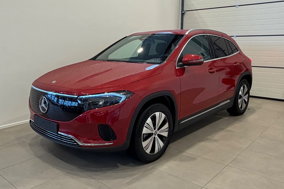 Mercedes EQA300 Progressive 4Matic 5d