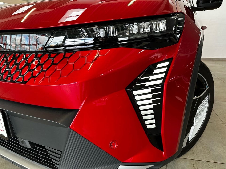 Renault Scenic E-Tech 87 Iconic 5d