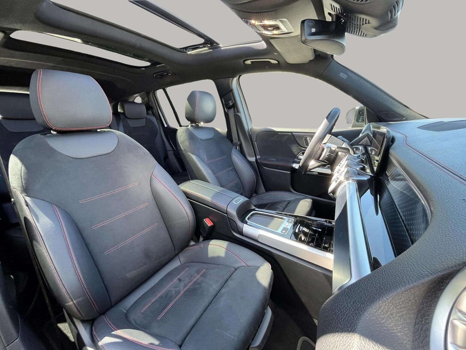 Mercedes EQB300 AMG Line 4Matic 5d